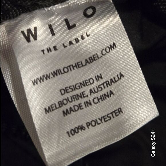 Black Belt Bag with Durable Fabric and Crescent Shape - Picture 5 of 5